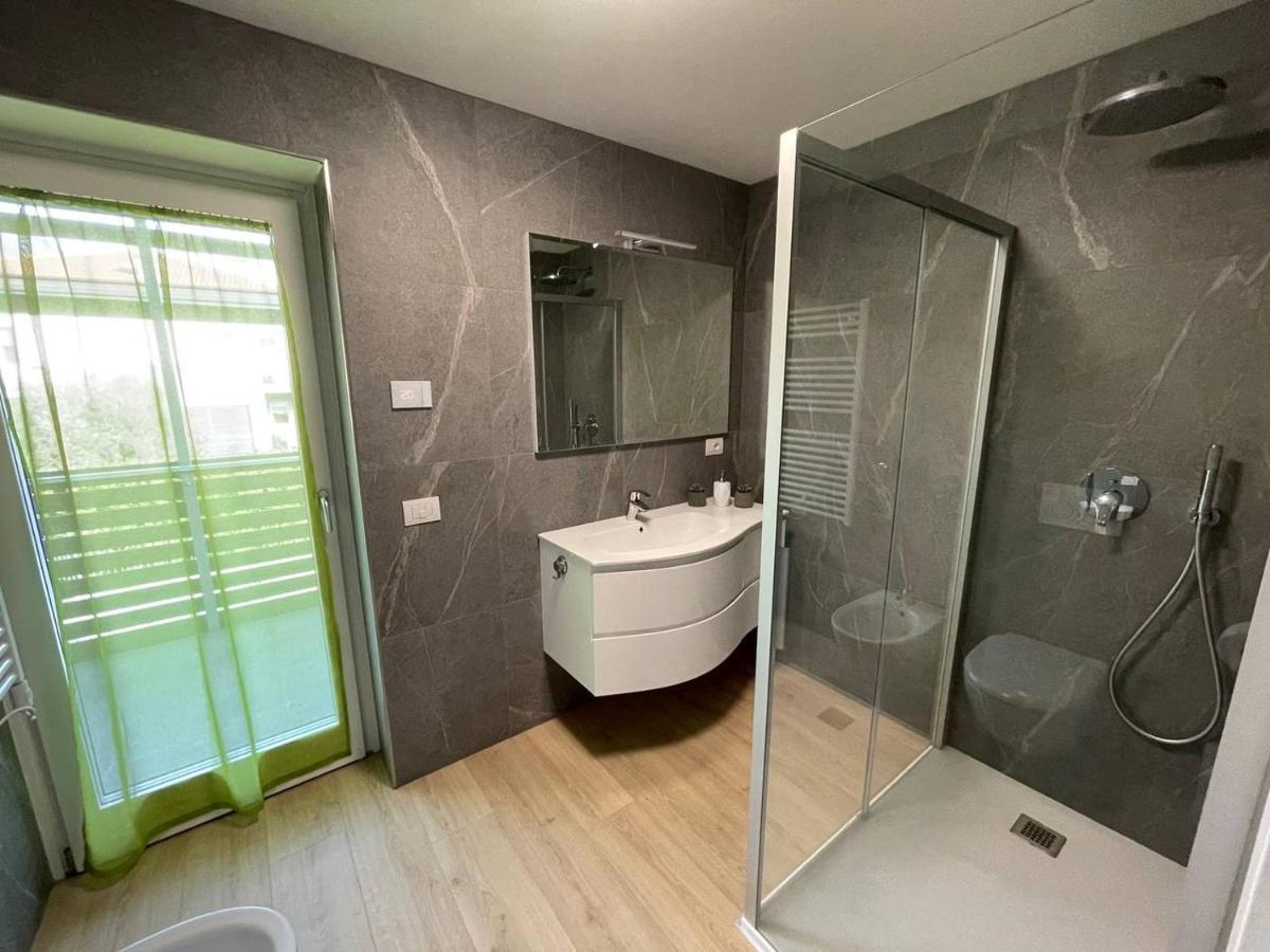 Appartement Le Terrazze Living à Riva del Garda Extérieur photo